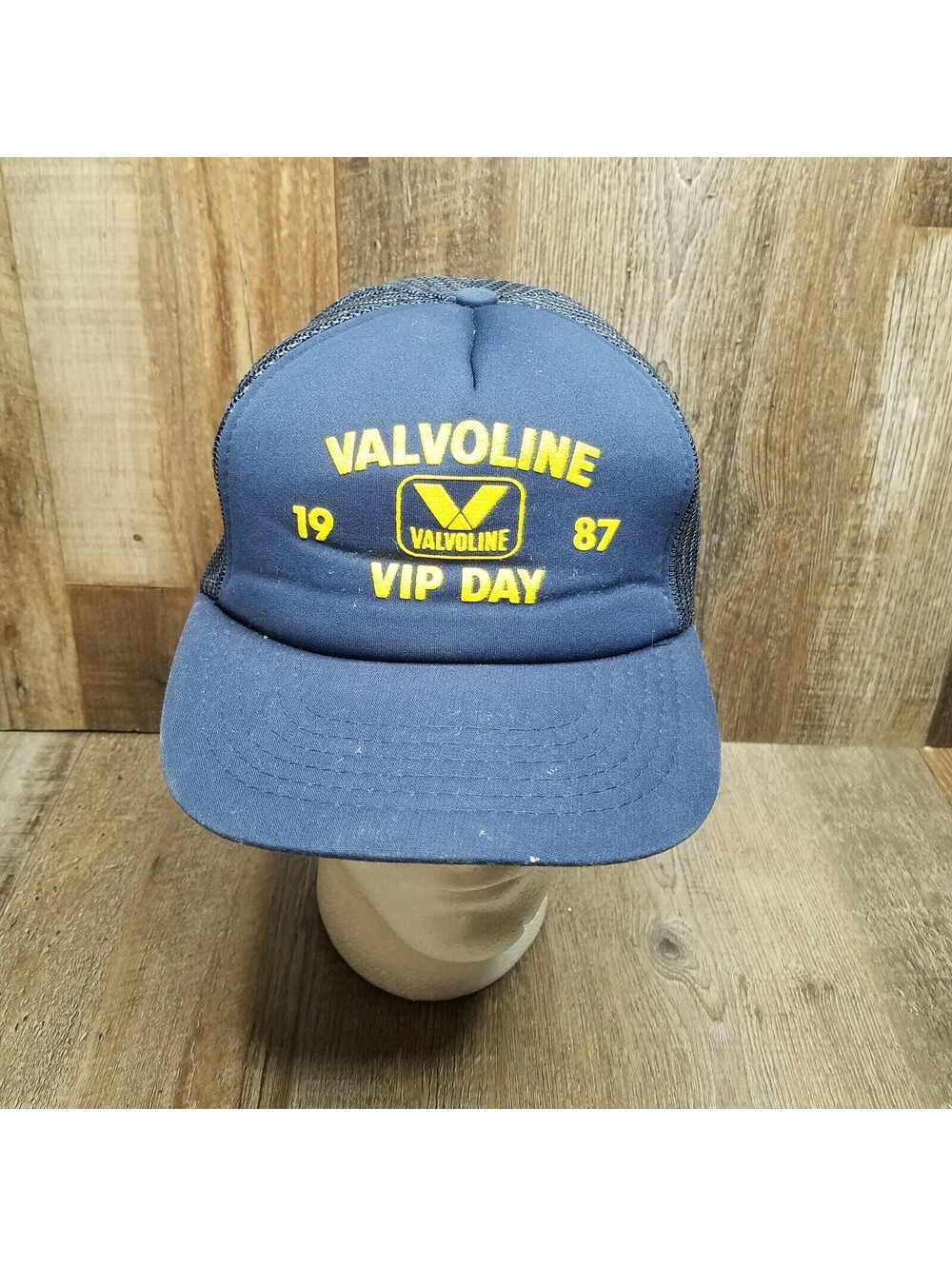 VTG 1987 Valvoline VIP Day Trucker Hat